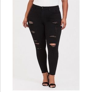 torrid size 16 black ripped jeans